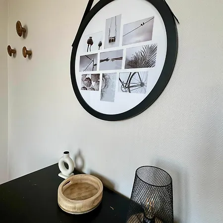 Apartment Balcony De Loire