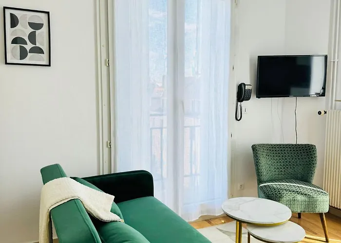 Апартаменты Balcony De Loire *