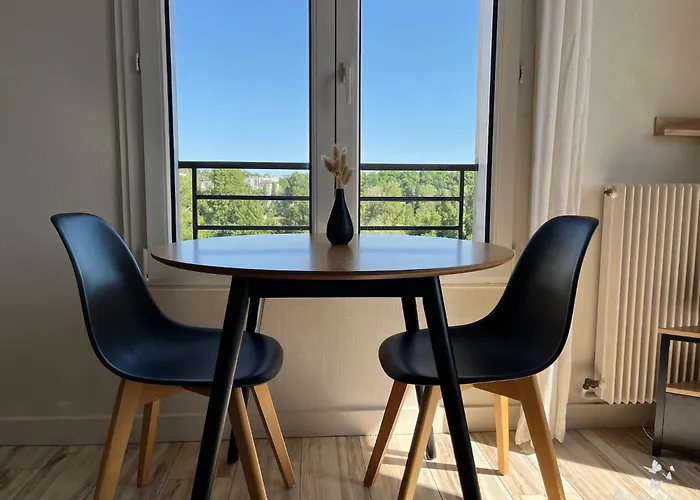 Апартаменты Balcony De Loire Тур